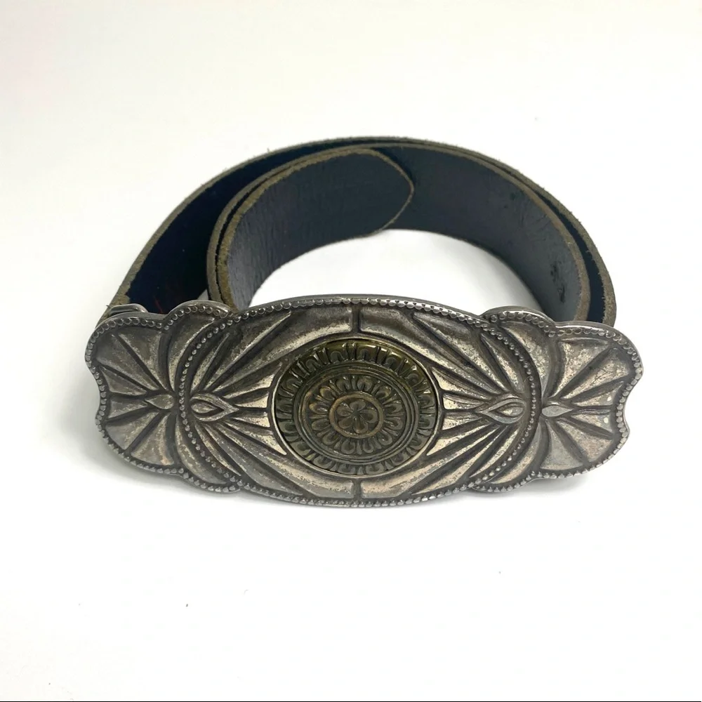 Vintage-Style Black Leather Belt with Ornate Silver-Tone Buckle